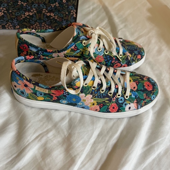 Keds Floral Multicolor Sneakers - Picture 4 of 8